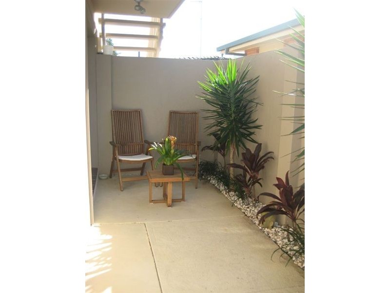 1/11 Hilda Street, Mermaid Beach QLD 4218