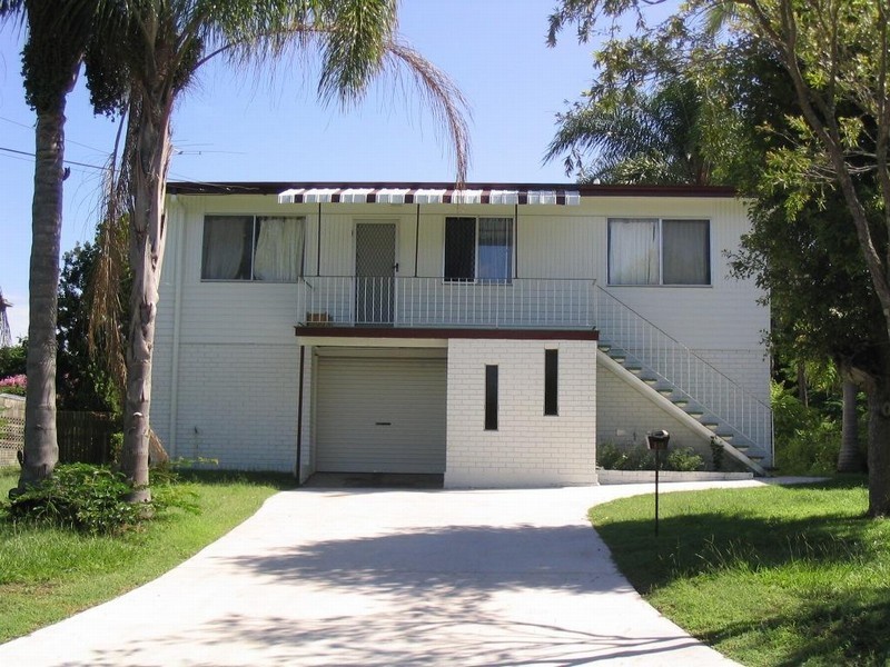 10 Pearen Street, Clontarf QLD 4019