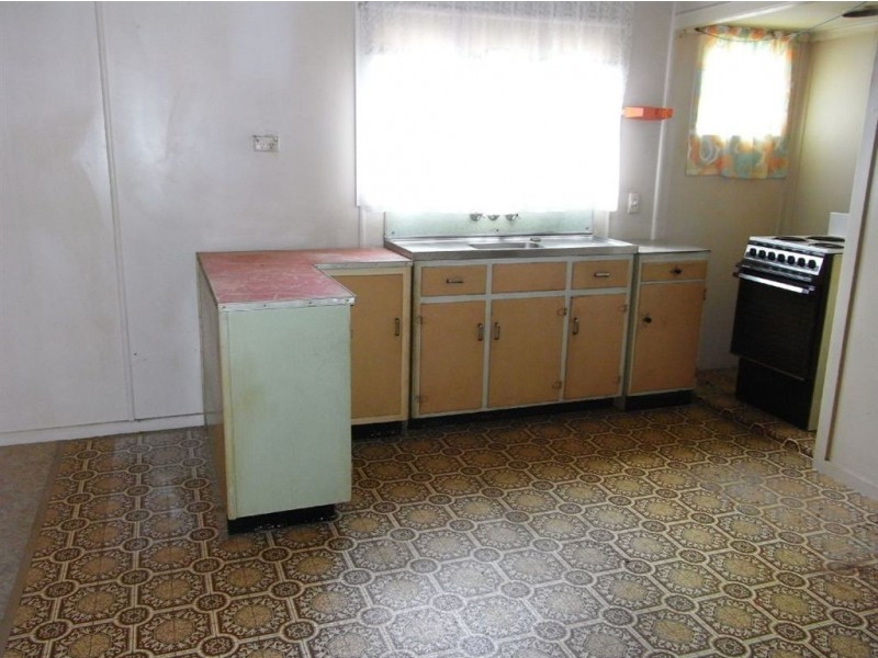 9 Weaber Street, Clontarf QLD 4019