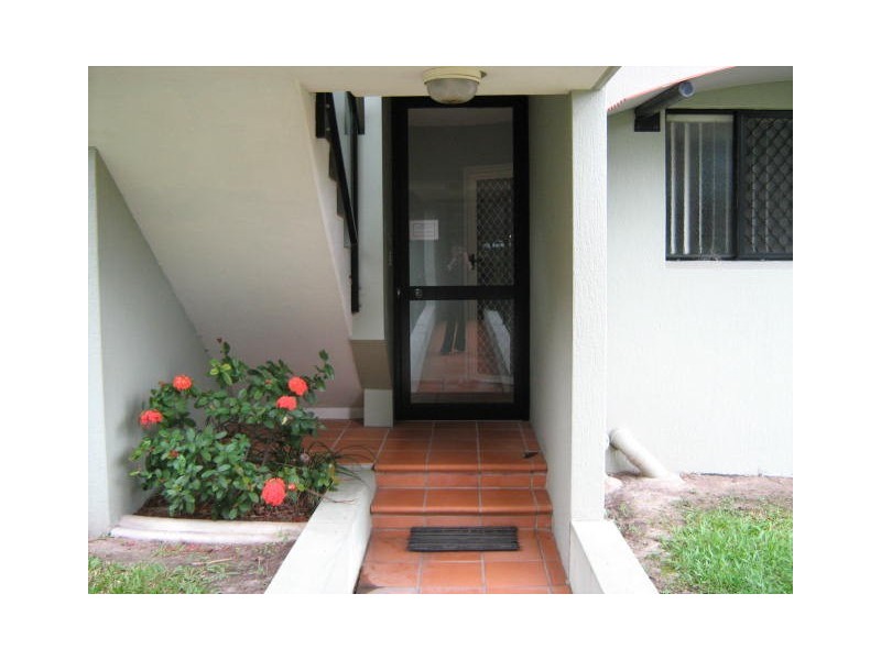 8/51 Landsborough Ave, Scarborough QLD 4020