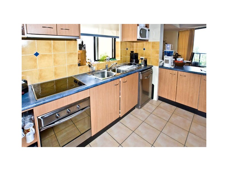 6/81 Marine Parade, Redcliffe QLD 4020