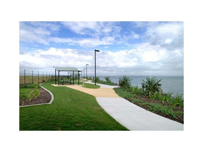 11 on RP46811 and 1 on RP133913 Fifth Avenue, Scarborough QLD 4020