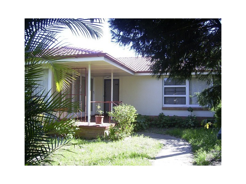 166 Anzac Avenue, Redcliffe QLD 4020