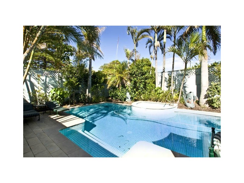 121 Margate Parade, Margate QLD 4019