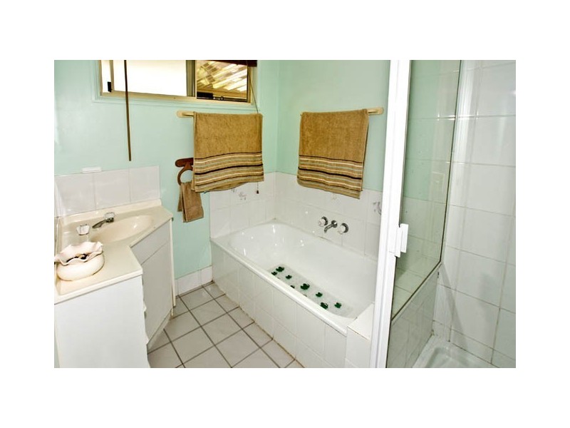 18 Brentwood Court, Deception Bay QLD 4508