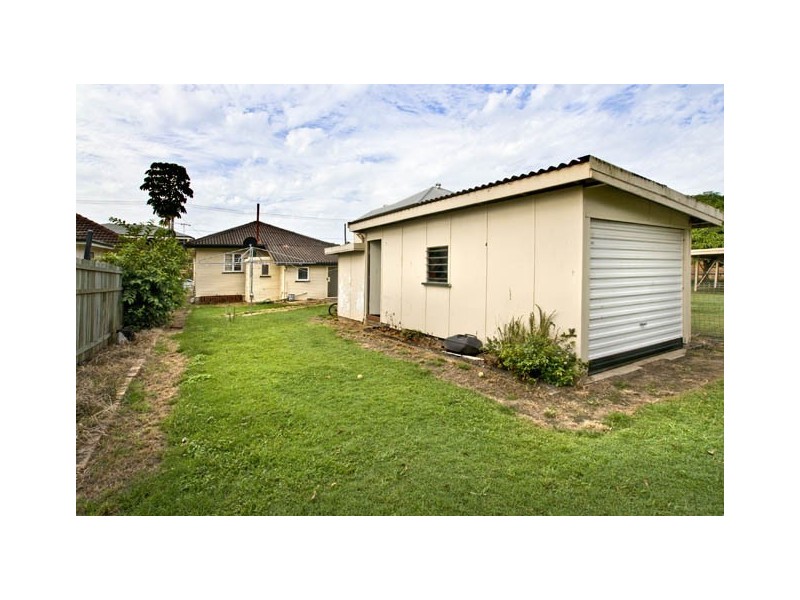 17 Wyllie Street, Redcliffe QLD 4020