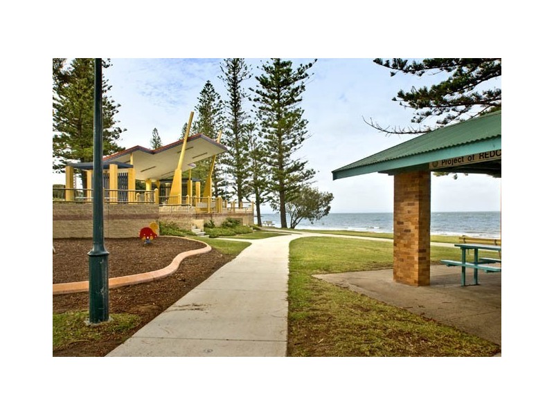 17 Wyllie Street, Redcliffe QLD 4020