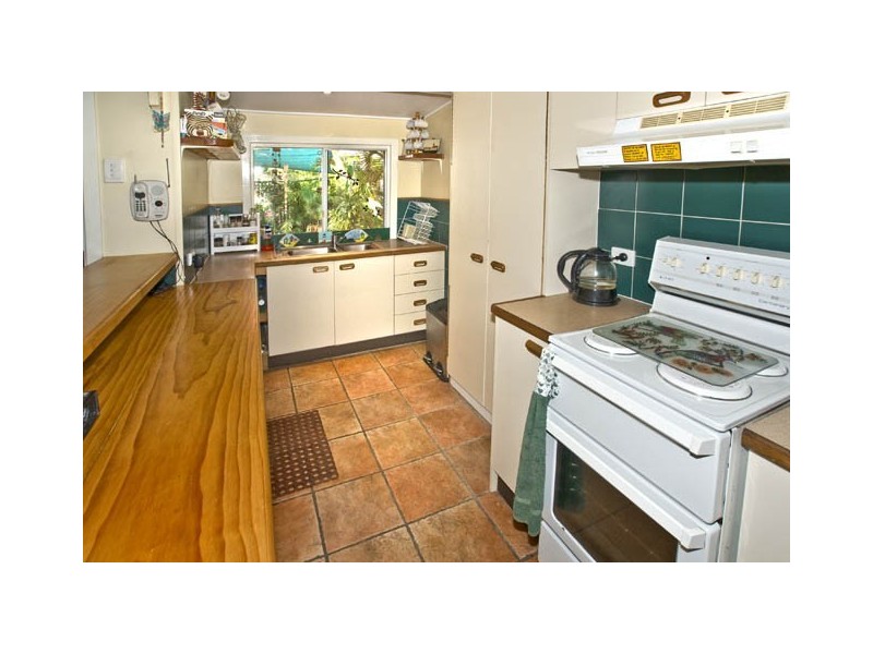 15 McCulloch Avenue, Margate QLD 4019