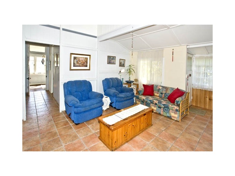 15 McCulloch Avenue, Margate QLD 4019