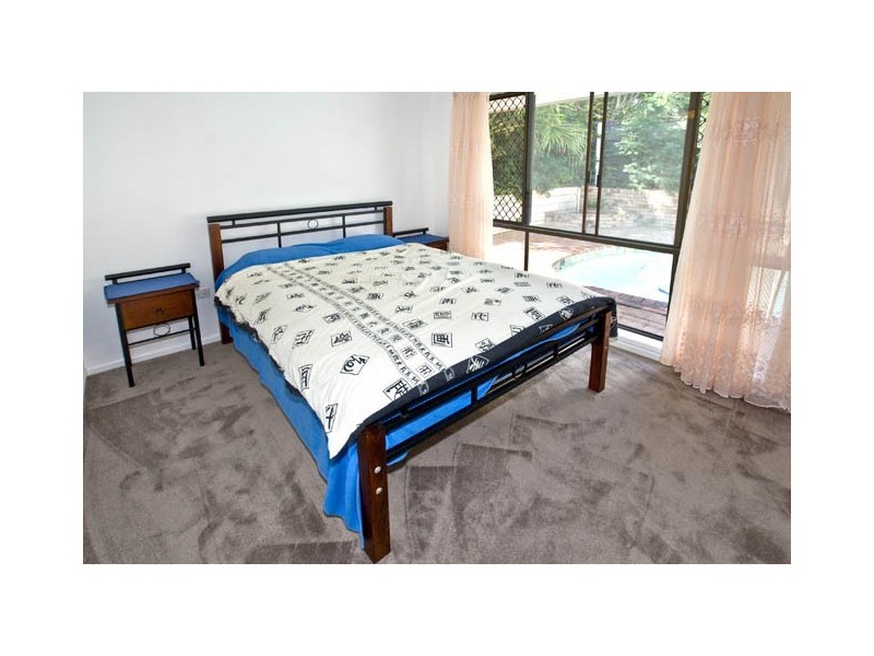 26 Shea Street, Scarborough QLD 4020