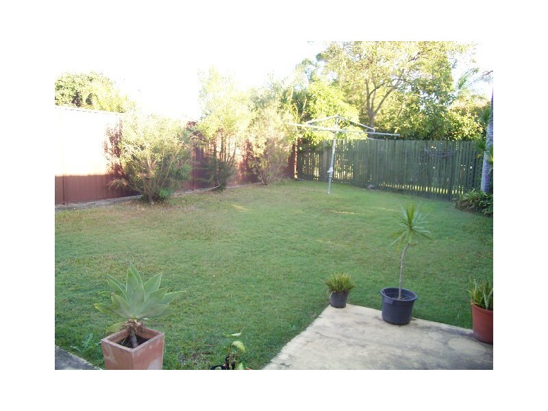 2/241a Klingner Road, Kippa-ring QLD 4021