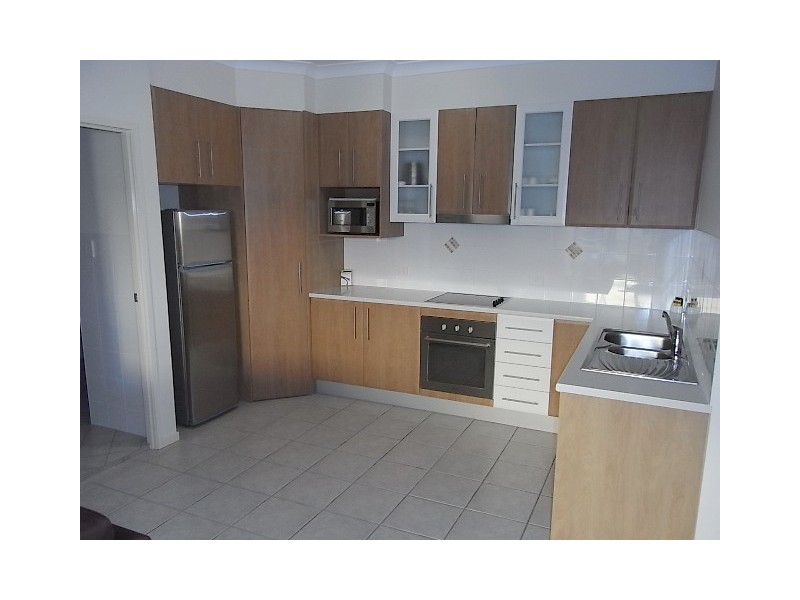 11/41 Anzac Avenue, Redcliffe QLD 4020