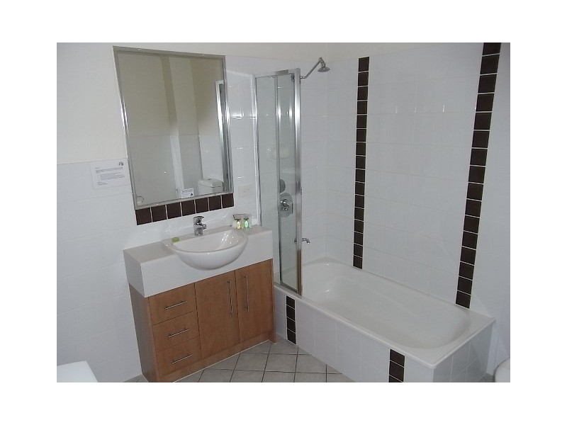 11/41 Anzac Avenue, Redcliffe QLD 4020