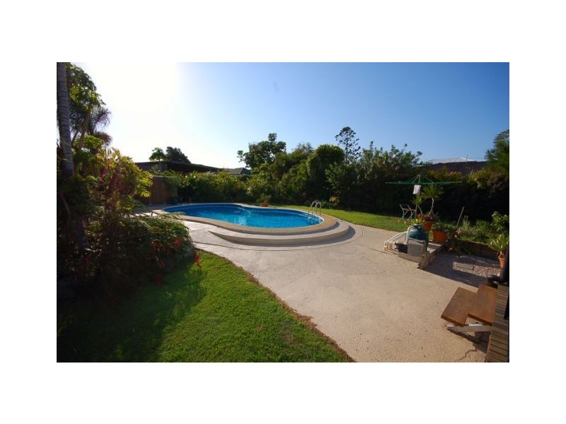 19 Leonard Street, Margate QLD 4019