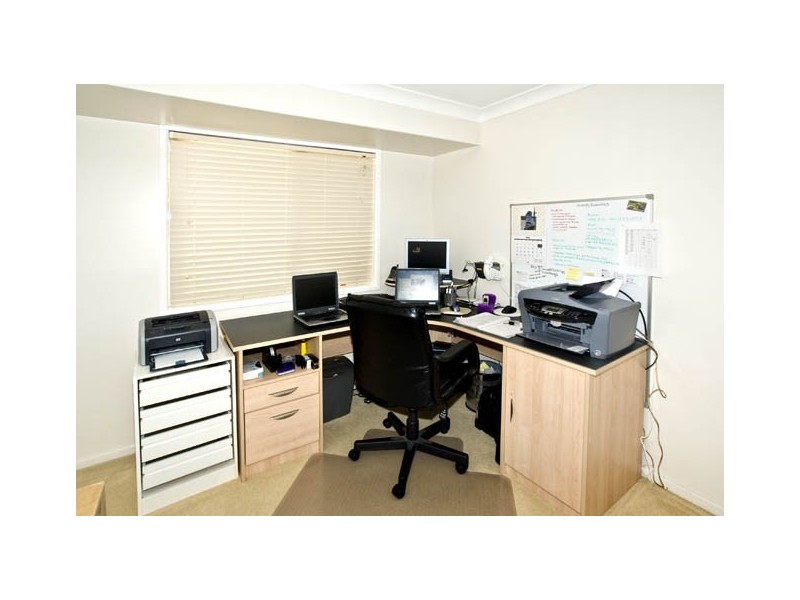 6 Stamp Street, Deception Bay QLD 4508