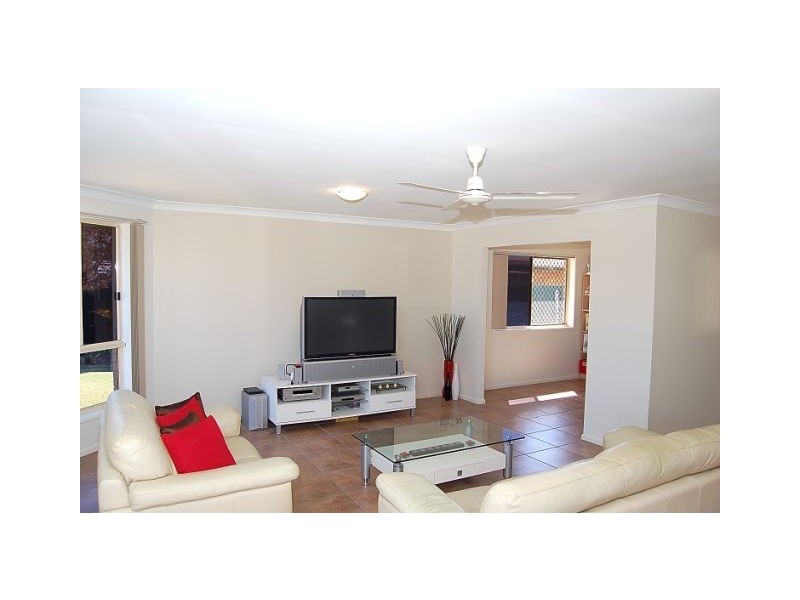 18 Cascade Street, Kippa-ring QLD 4021