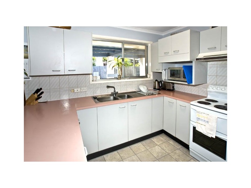 7 Oxford Street, Rothwell QLD 4022