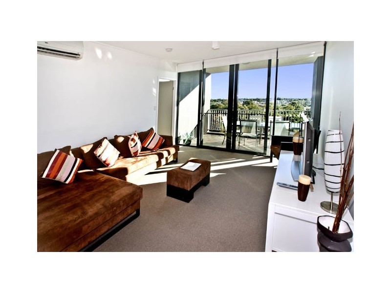 601/25 Dix Street, Redcliffe QLD 4020