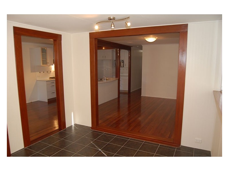 35 Pearl Street, Scarborough QLD 4020