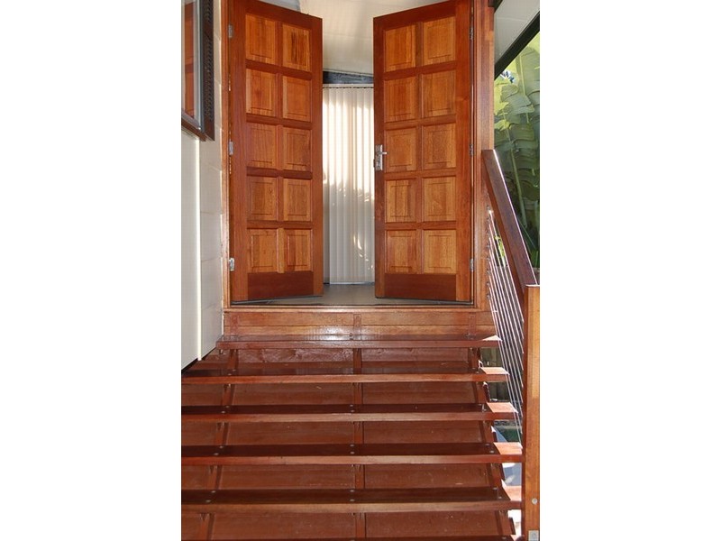 35 Pearl Street, Scarborough QLD 4020