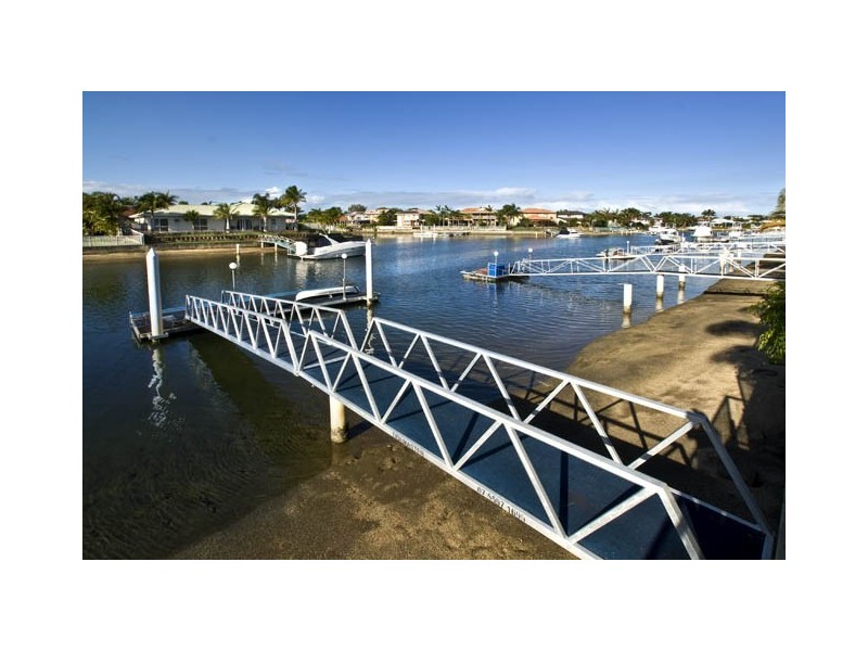 10 Intrepid Court, Scarborough QLD 4020