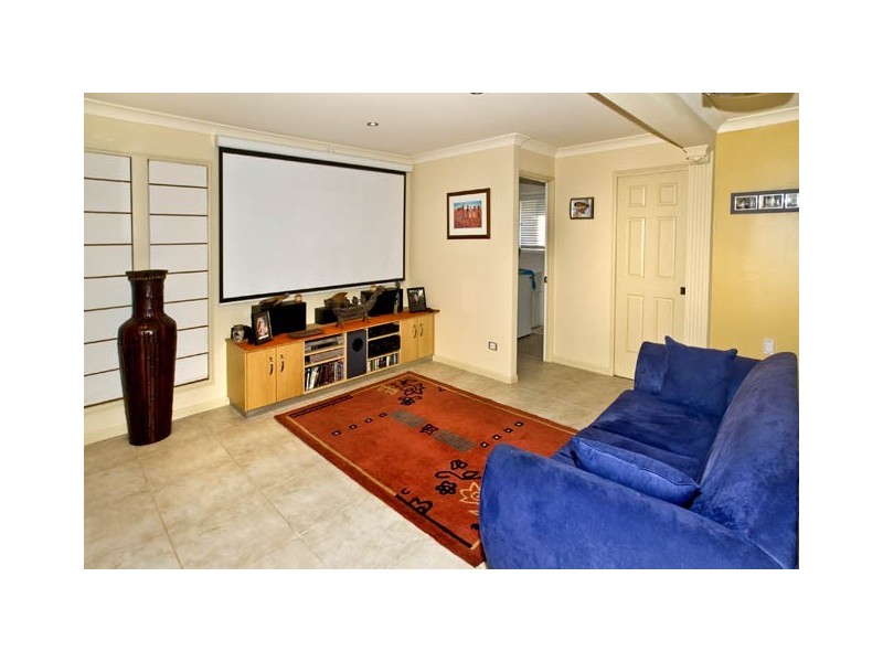 10 Intrepid Court, Scarborough QLD 4020