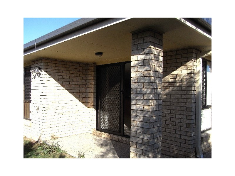 2/6 Normandy Court, Rothwell QLD 4022