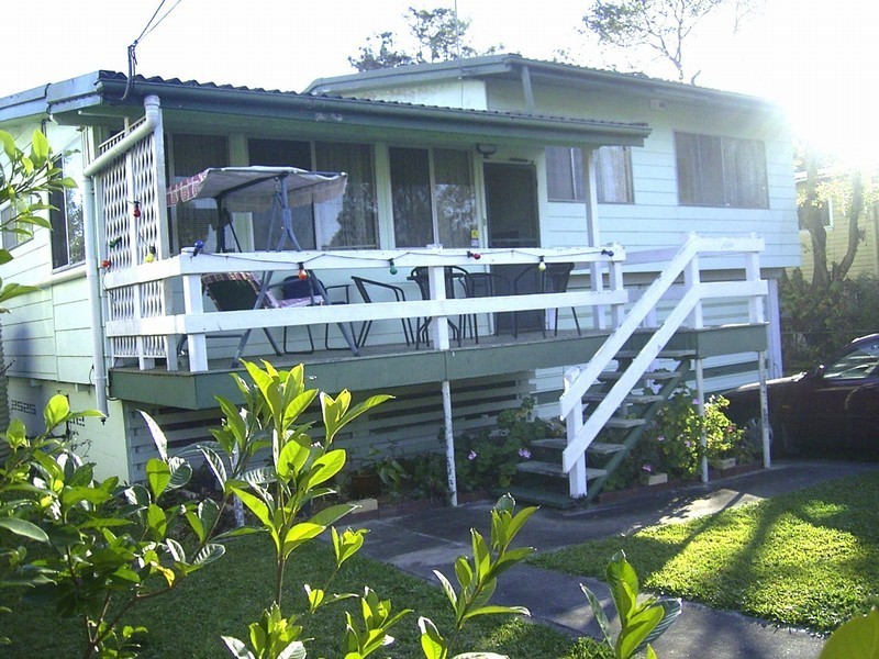 9 Lions Crescent, Kippa-ring QLD 4021