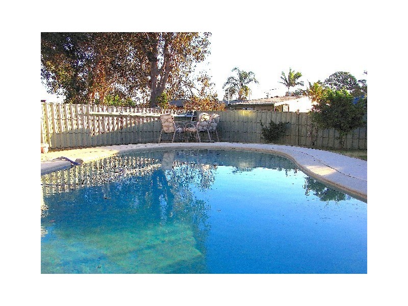 197 Scarborough Road, Scarborough QLD 4020