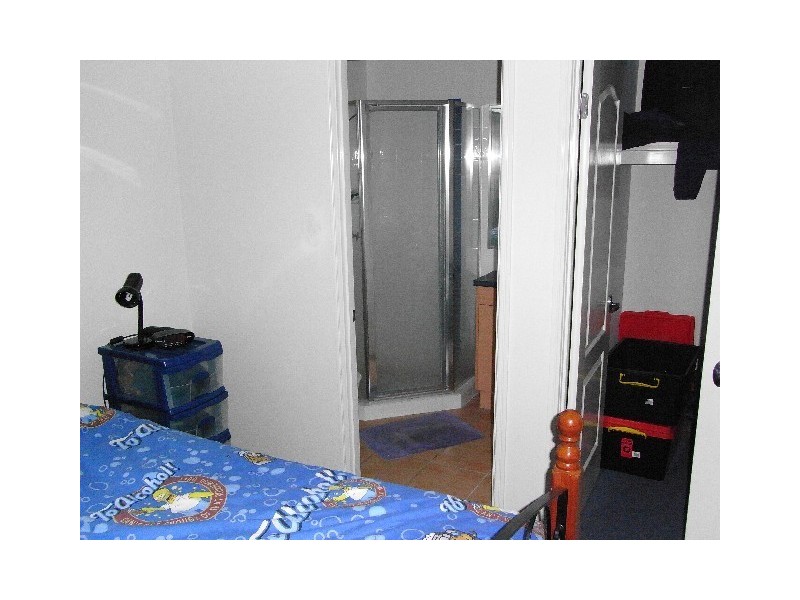 1/8 Adonis Court, Rothwell QLD 4022