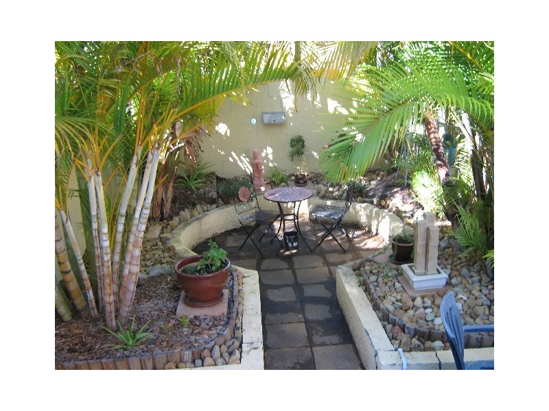 117 Scarborough Road, Redcliffe QLD 4020