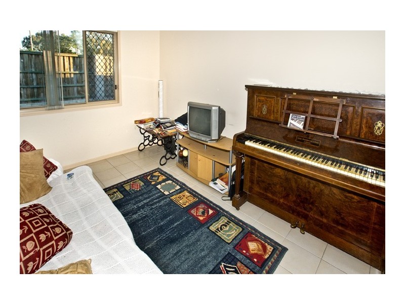 77 Teak Street, Rothwell QLD 4022