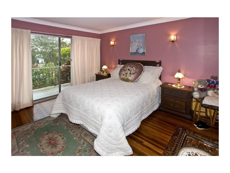 76 Arthur Street, Woody Point QLD 4019