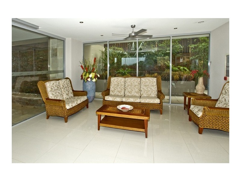 28/83 Marine Parade, Redcliffe QLD 4020