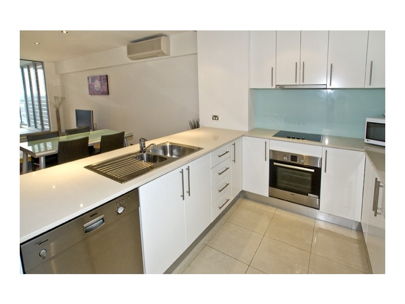 28/83 Marine Parade, Redcliffe QLD 4020