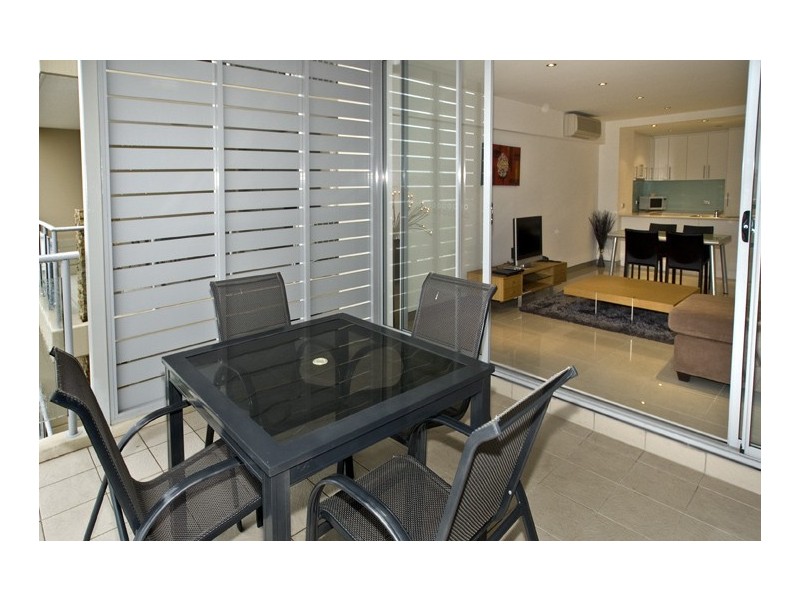 28/83 Marine Parade, Redcliffe QLD 4020