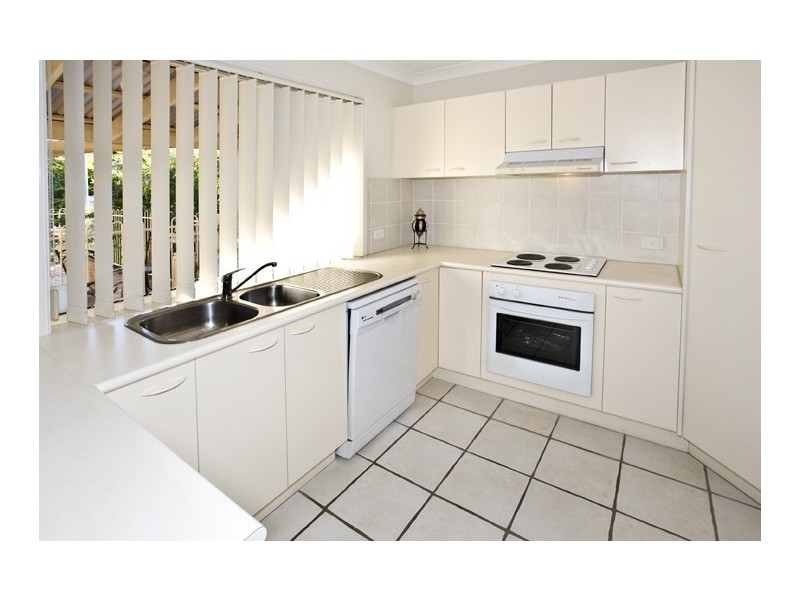 180 Hornibrook Esplanade, Clontarf QLD 4019