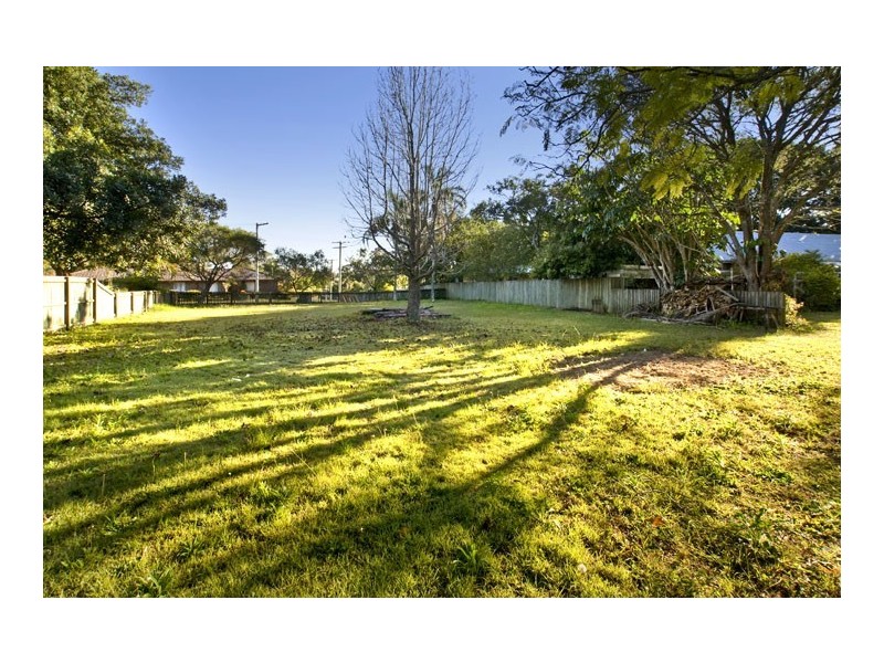 5 Old Gympie Road & 11 Mia Street, Kallangur QLD 4503