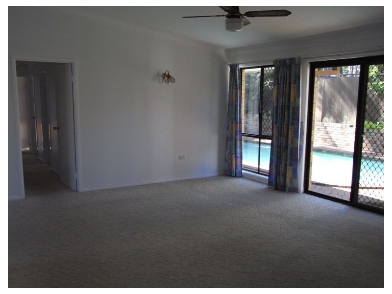 26 Shea Street, Scarborough QLD 4020