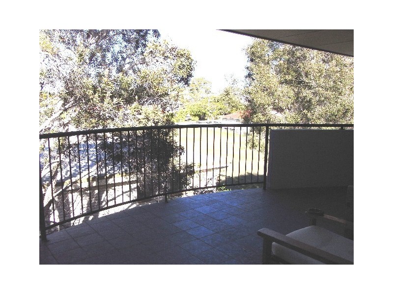 8/9 McNaughton Street, Redcliffe QLD 4020