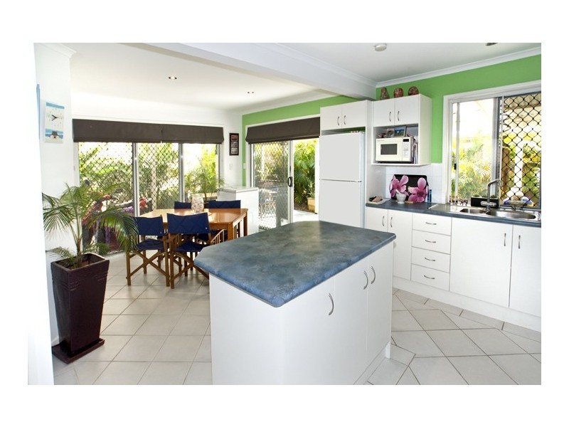 3 Benson Street, Scarborough QLD 4020