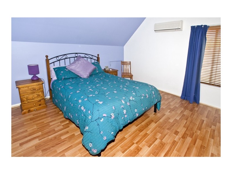3 Benson Street, Scarborough QLD 4020