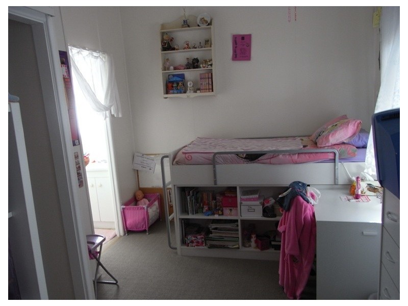 8 Enoch Street, Clontarf QLD 4019