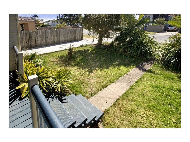 21 Rock Street, Scarborough QLD 4020