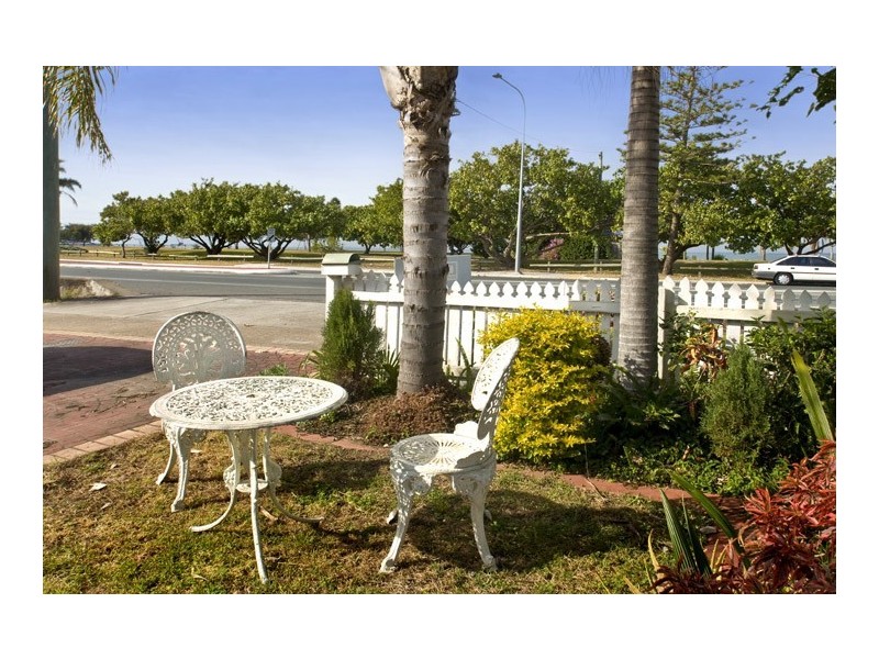 200 Hornibrook Esplanade, Woody Point QLD 4019