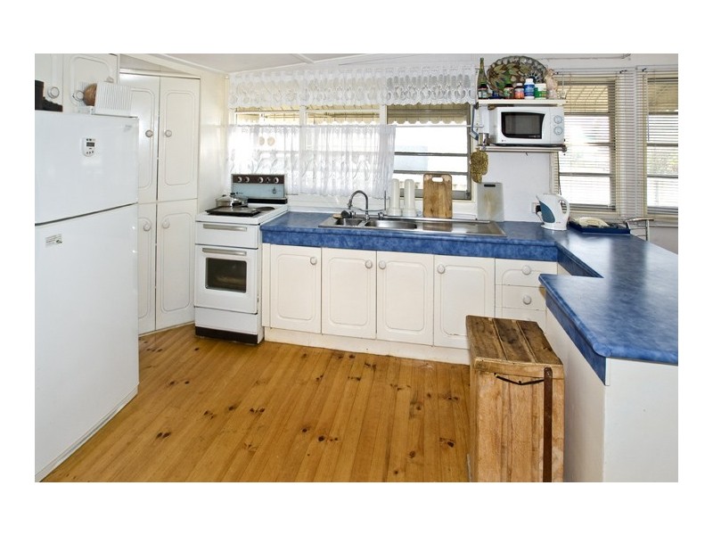 200 Hornibrook Esplanade, Woody Point QLD 4019