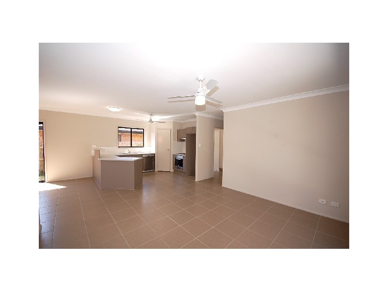 9 Dysart Street, Rothwell QLD 4022
