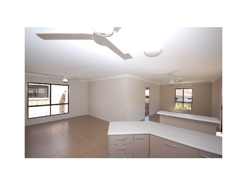 9 Dysart Street, Rothwell QLD 4022