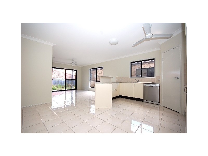 9a Dysart Street, Rothwell QLD 4022