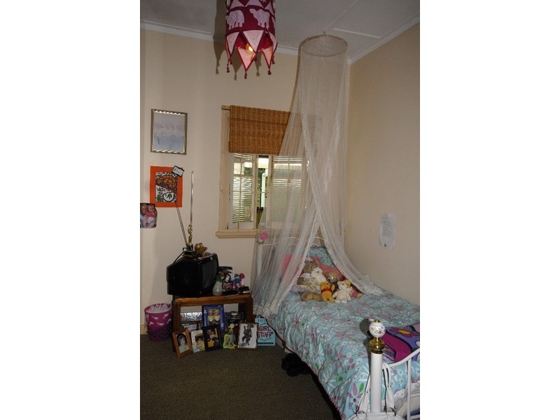 67 Sydney Street, Redcliffe QLD 4020